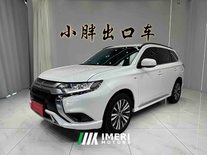 Mitsubishi Outlander 2021 facelift 2.0L 2WD smooth version 5 seats