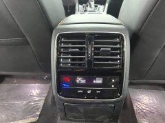 FAW-Volkswagen CC 380TSI eye-catching version - фото 14