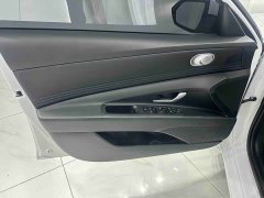 Lexus Elantra 2022 1.5L CVT GLX Elite Edition - фото 8