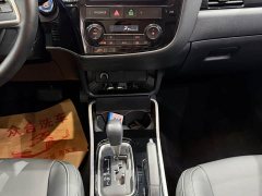 Mitsubishi Outlander 2021 facelift 2.0L 2WD smooth version 5 seats - фото 12