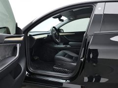 Tesla Model Y rear-wheel drive version - фото 12