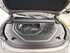 Lynk & Co 900 2.0T Ultra 6-seater - фото 3