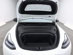 Tesla Model Y rear-wheel drive version - фото 15