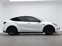 Tesla Model Y rear-wheel drive version - фото 5