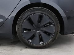 Tesla Model 3 rear-wheel drive version - фото 10
