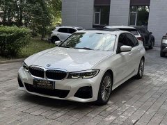 BMW 3 Series 320i Sports Package - фото 1