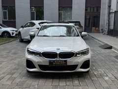 BMW 3 Series 320i Sports Package - фото 2