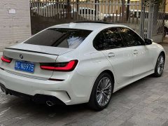 BMW 3 Series 320i Sports Package - фото 5