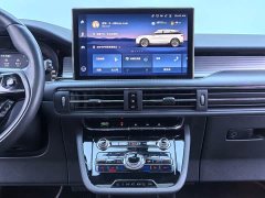 Lynk & Co Adventurer 2.0T two-wheel drive exclusive edition - фото 15
