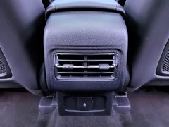 Lynk & Co Adventurer 2.0T two-wheel drive exclusive edition - фото 17