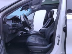 Lynk & Co Adventurer 2.0T two-wheel drive exclusive edition - фото 9