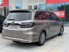 Lexus Alison 2.0L e:HEV Deluxe Edition - фото 10