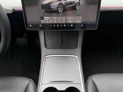 Tesla Model Y rear-wheel drive version - фото 12
