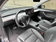 Tesla Model Y rear-wheel drive version - фото 7