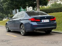BMW 5 Series 530Li Leading Luxury Package - фото 4