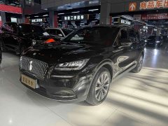Lynk & Co Adventurer 2.0T Two-wheel drive Premium Edition - фото 1