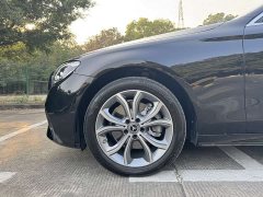 Mercedes-Benz E-Class E 300 L Sporty and Fashionable - фото 16