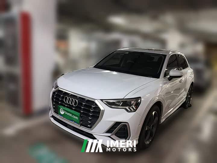Audi Q3 35 TFSI Fashionable and Dynamic - автомобиль из Китая
