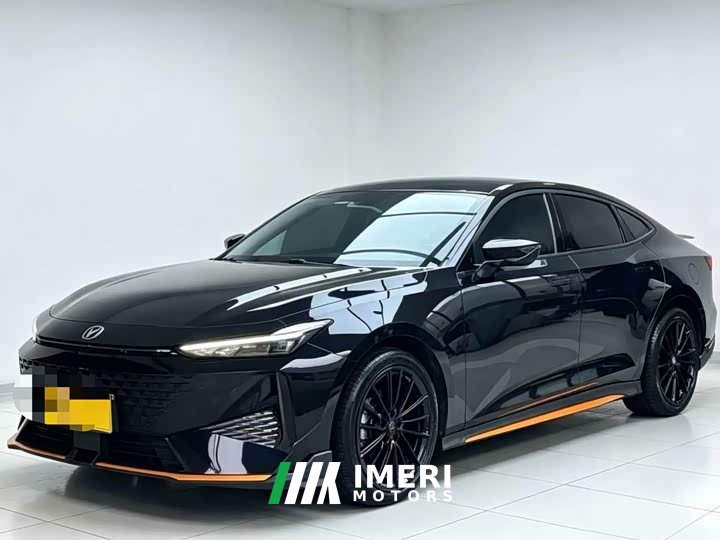 Changan UNI-V 2024 1.5T premium - автомобиль из Китая