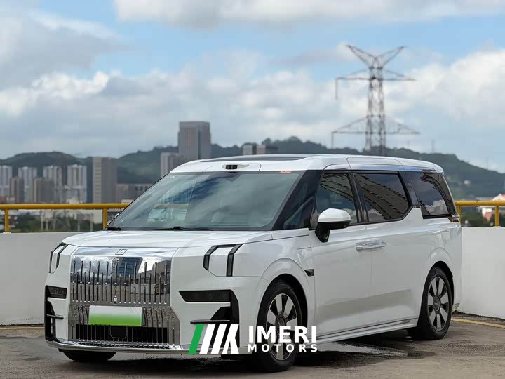 Zeekr 009 seven-seat aisle version four-wheel drive 108kWh - автомобиль из Китая