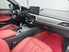 BMW 5 Series 530Li leading M sports package - фото 15