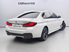 BMW 5 Series 530Li leading M sports package - фото 4