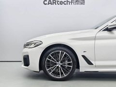 BMW 5 Series 530Li leading M sports package - фото 6