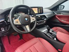 BMW 5 Series 530Li leading M sports package - фото 9