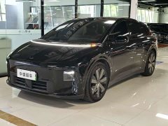 Li Auto Ideal i6 four-wheel drive standard version - фото 1