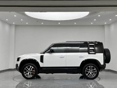Land Rover Defender 2022 110 P400 Dark Special Edition - фото 5