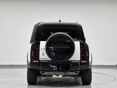 Land Rover Defender 2022 110 P400 Dark Special Edition - фото 6