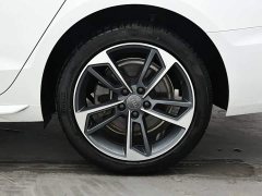 Audi A4L 40 TFSI Fashionable and Dynamic - фото 9