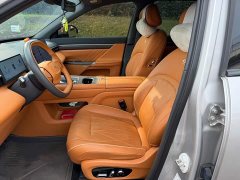 Lynk & Co eπ008 636Ultra pure electric version 5 seats - фото 8