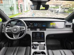 Li Auto Ideal ONE 2020 extended range 6-seater version - фото 8