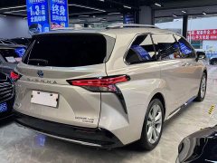 Toyota SIENNA 2021 2.5L Hybrid Limited - фото 11