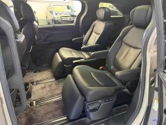 Toyota SIENNA 2021 2.5L Hybrid Limited - фото 6