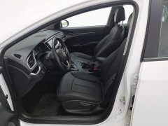 Mercedes-Benz Yinglang 2021 facelift 1.3T automatic light hybrid elite - фото 10