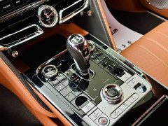 Bentley Flying Spur 2022 4.0T V8 Standard Edition - фото 12