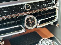 Bentley Flying Spur 2022 4.0T V8 Standard Edition - фото 16