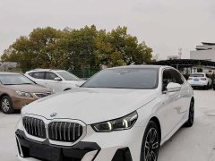 BMW 5 Series 2025 530Li Leading M Sports Package - фото 1