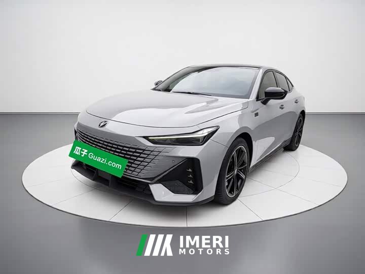 Changan UNI-V Smart iDD Smart iDD 1.5T 113km smart fun - автомобиль из Китая