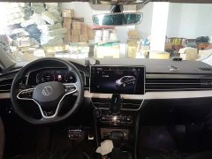 Volkswagen Tiguan L 330TSI automatic two-wheel drive R-Line version - фото 10