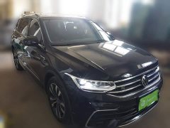 Volkswagen Tiguan L 330TSI automatic two-wheel drive R-Line version - фото 3