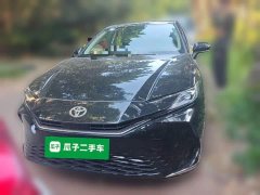 Toyota Camry 2.0G Premium Edition - фото 2