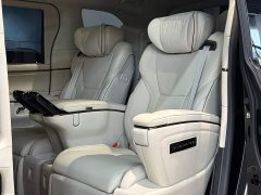 Lexus LM 2023 500h six-seater premium version - фото 14