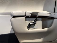 Lexus LM 2023 500h six-seater premium version - фото 6