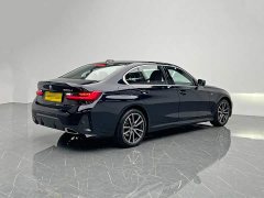 BMW 3 Series 325Li M Sports Package - фото 6