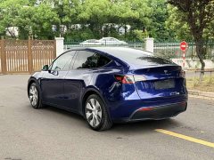 Tesla Model Y 2022 rear-wheel drive version - фото 6