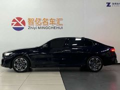 BMW 5 Series 530Li Leading M Sports Package - фото 4