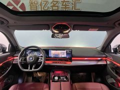 BMW 5 Series 530Li Leading M Sports Package - фото 7